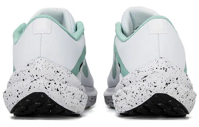 Nike Air Winflo 10