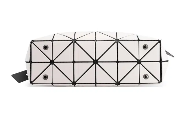 ISSEY MIYAKE Boston 234