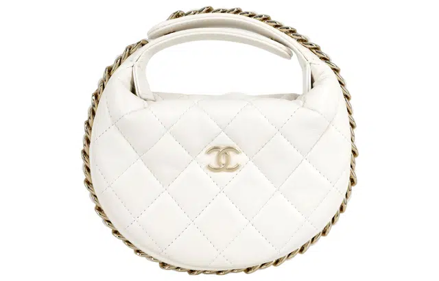 CHANEL 23C