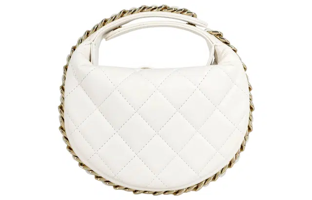 CHANEL 23C