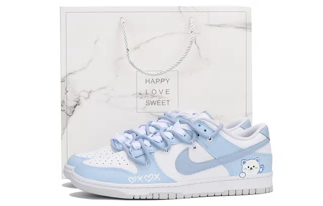 Nike Dunk Low vibe