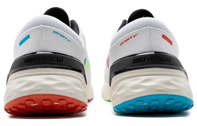 Nike Renew Run 4 SE
