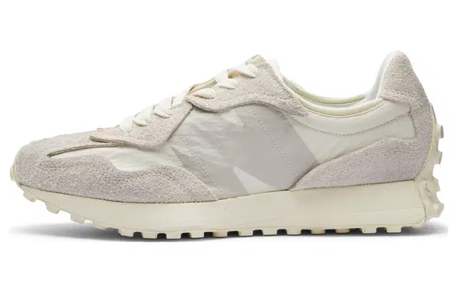 New Balance 327 Off White