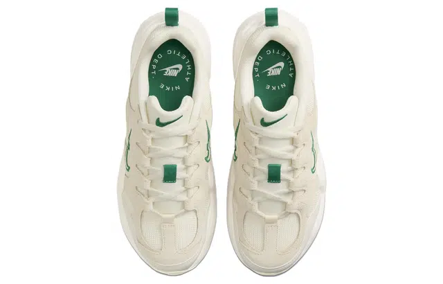 Nike Tech Hera
