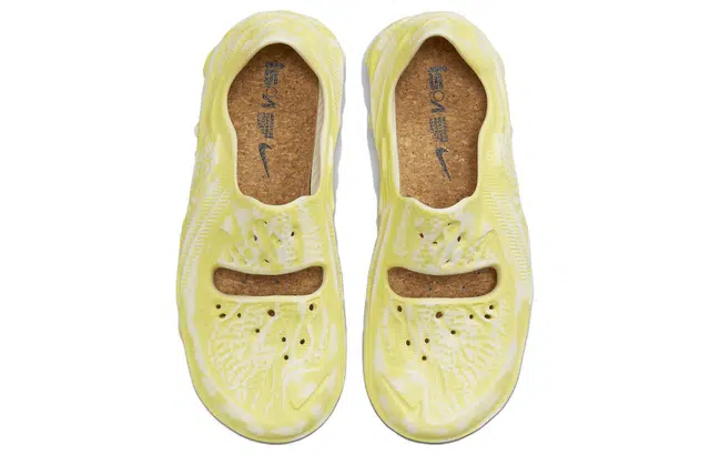 Nike ISPA Universal "Natural Yellow"