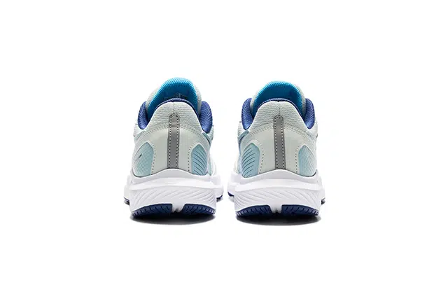 Saucony Cohesion 16