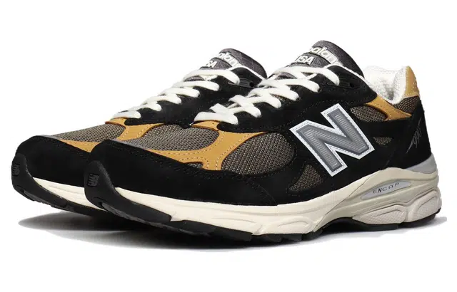 New Balance NB 990 V3