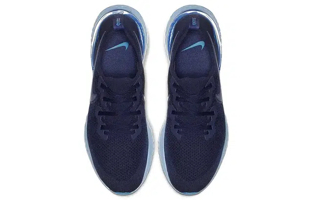 Nike Epic React Flyknit 2