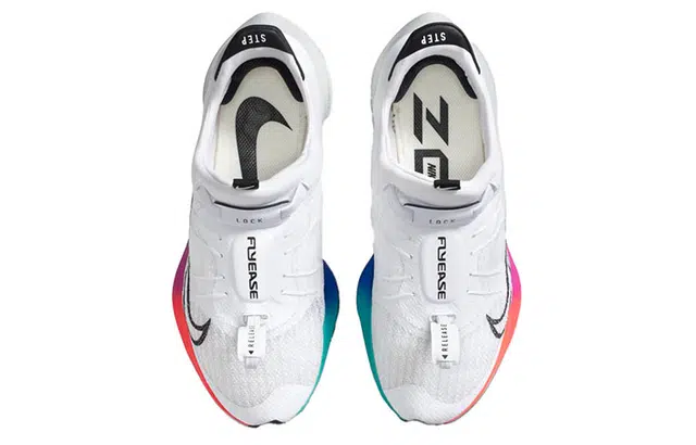 Nike Air Zoom Tempo Next flyease