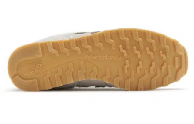 New Balance NB 373 b