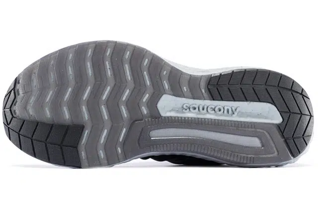 Saucony Hurricane 22
