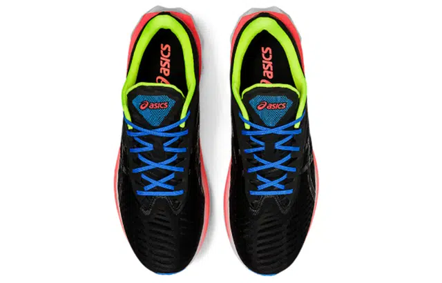 Asics Novablast