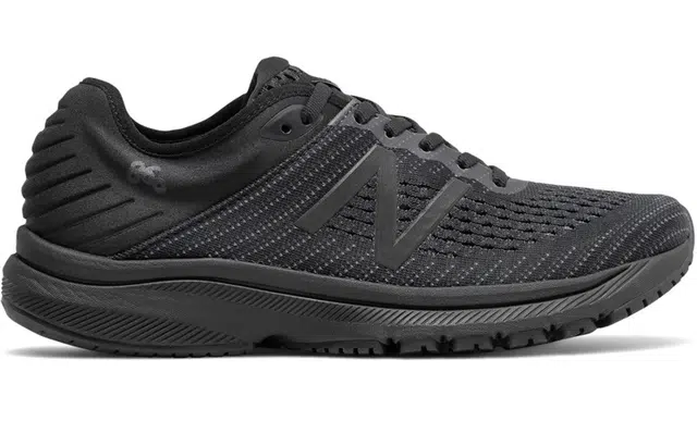 New Balance NB 860 2E