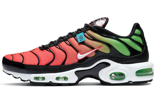 Nike Air Max Plus Worldwide