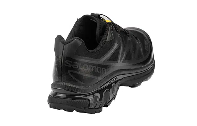 SALOMON XT-6
