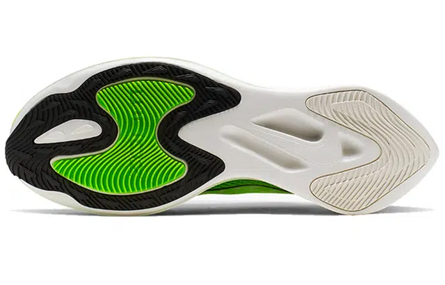 Nike Zoom Gravity 1
