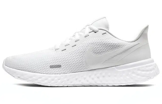 Nike REVOLUTION 5 5