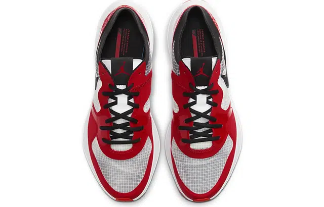 Jordan Zoom 85 runner