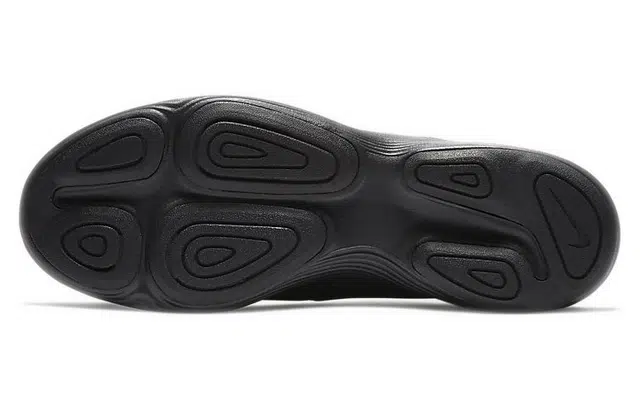 Nike REVOLUTION 4 4