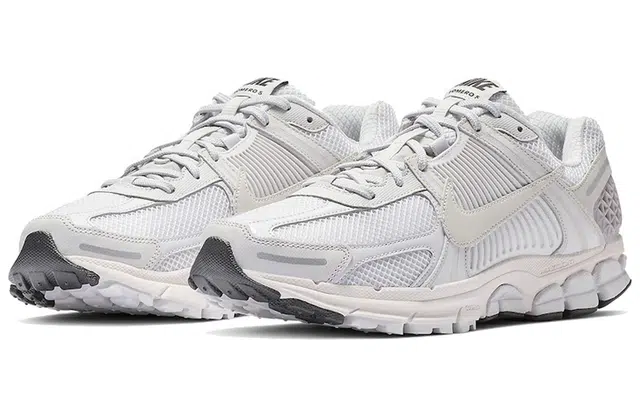 Nike Air Zoom Vomero 5 Vast Grey