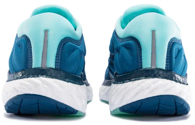 Saucony Hurricane 22