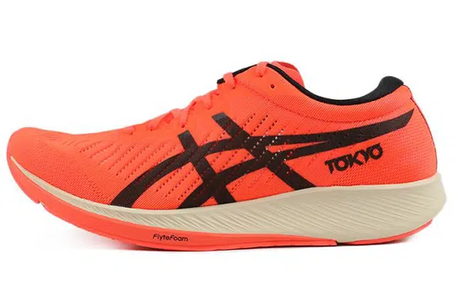 Asics Metaracer tokyo