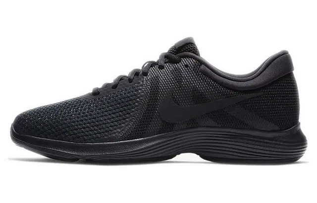 Nike REVOLUTION 4 4