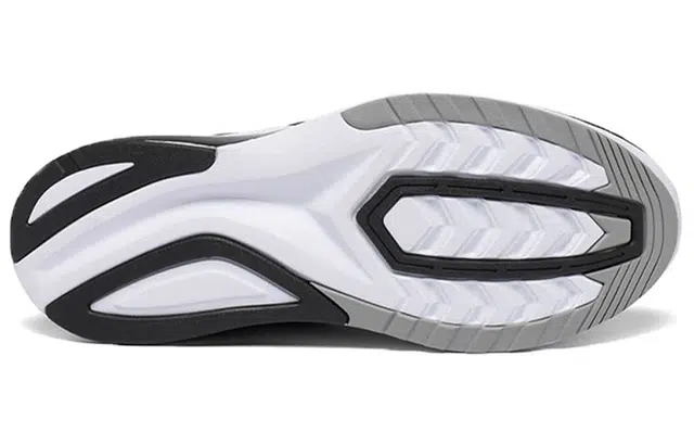 Saucony Endorphin Shift