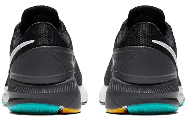 Nike Zoom Structure 22