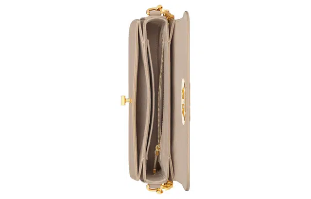 DIOR 30 Montaigne Avenue CD