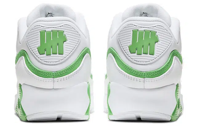 UNDEFEATED x Nike Air Max 90