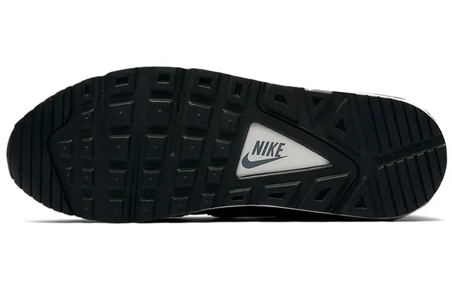 Nike Air Max Command