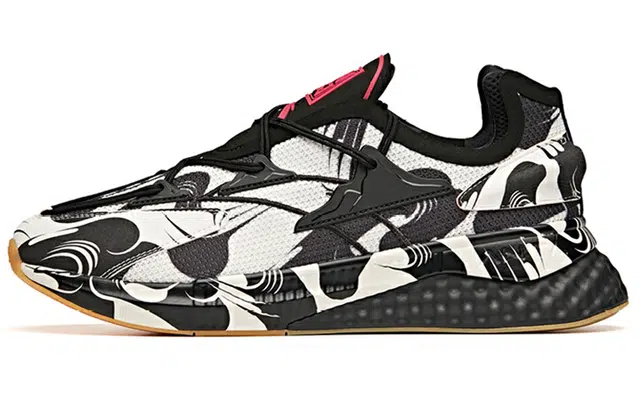 Anta Mountain Traveler Black White