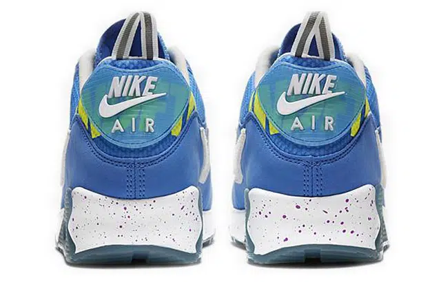 UNDEFEATED x Nike Air Max 90