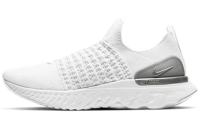 Nike React Phantom Run Flyknit 2