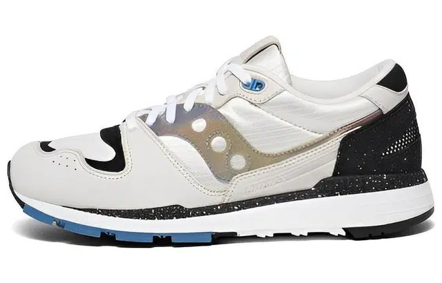 Saucony