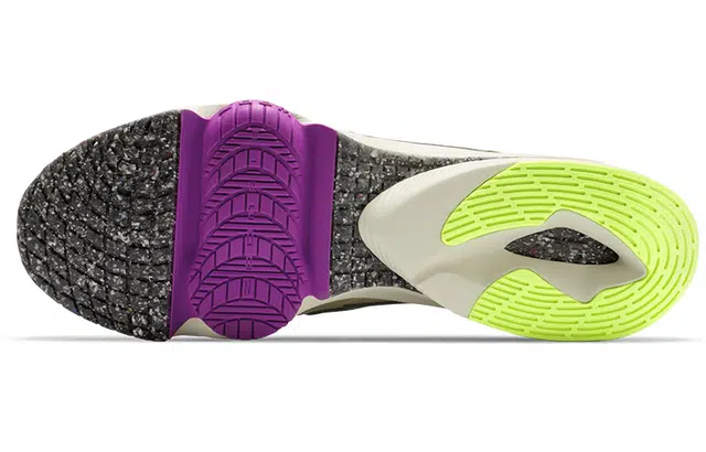 Nike Air Zoom Division WNTR
