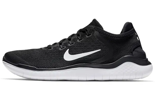 Nike Free RN Black White
