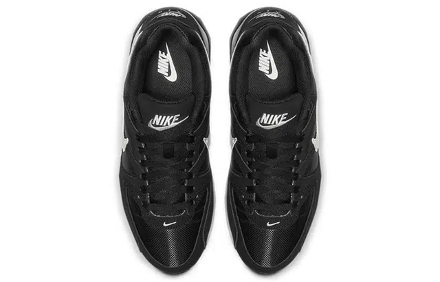 Nike Air Max Command