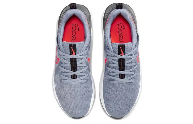 Nike Legend React 2