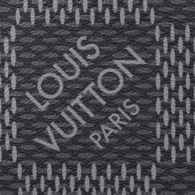 LOUIS VUITTON Campus