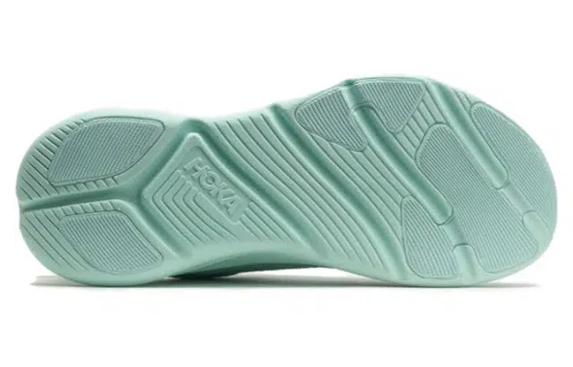 HOKA ONE ONE