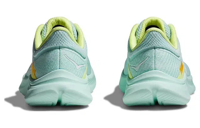 HOKA ONE ONE