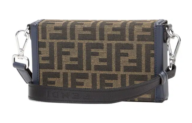 FENDI BaguetteTrunk FF