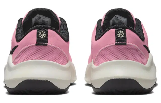 Nike Legend Essential 3