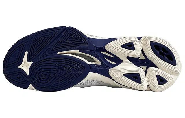 Mizuno Wave Lightning Z7