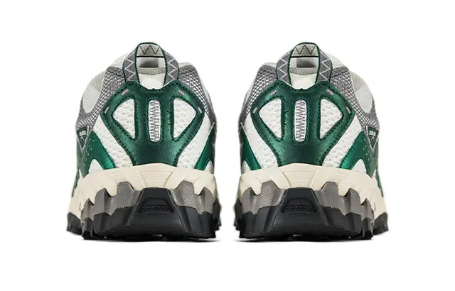 New Balance 610T
