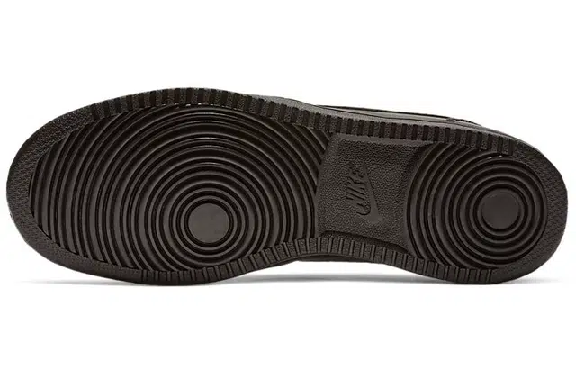 Nike EBERNON Low