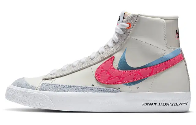 Nike Blazer 77 Mid White Red Blue