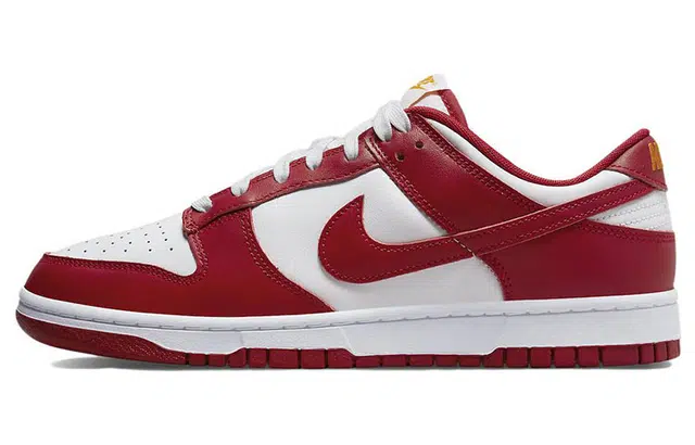 Nike Dunk Retro "Gym Red"